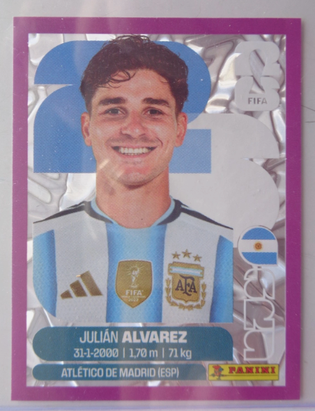 Panini FIFA World Cup 2026 Gold Crumple - Single Pack